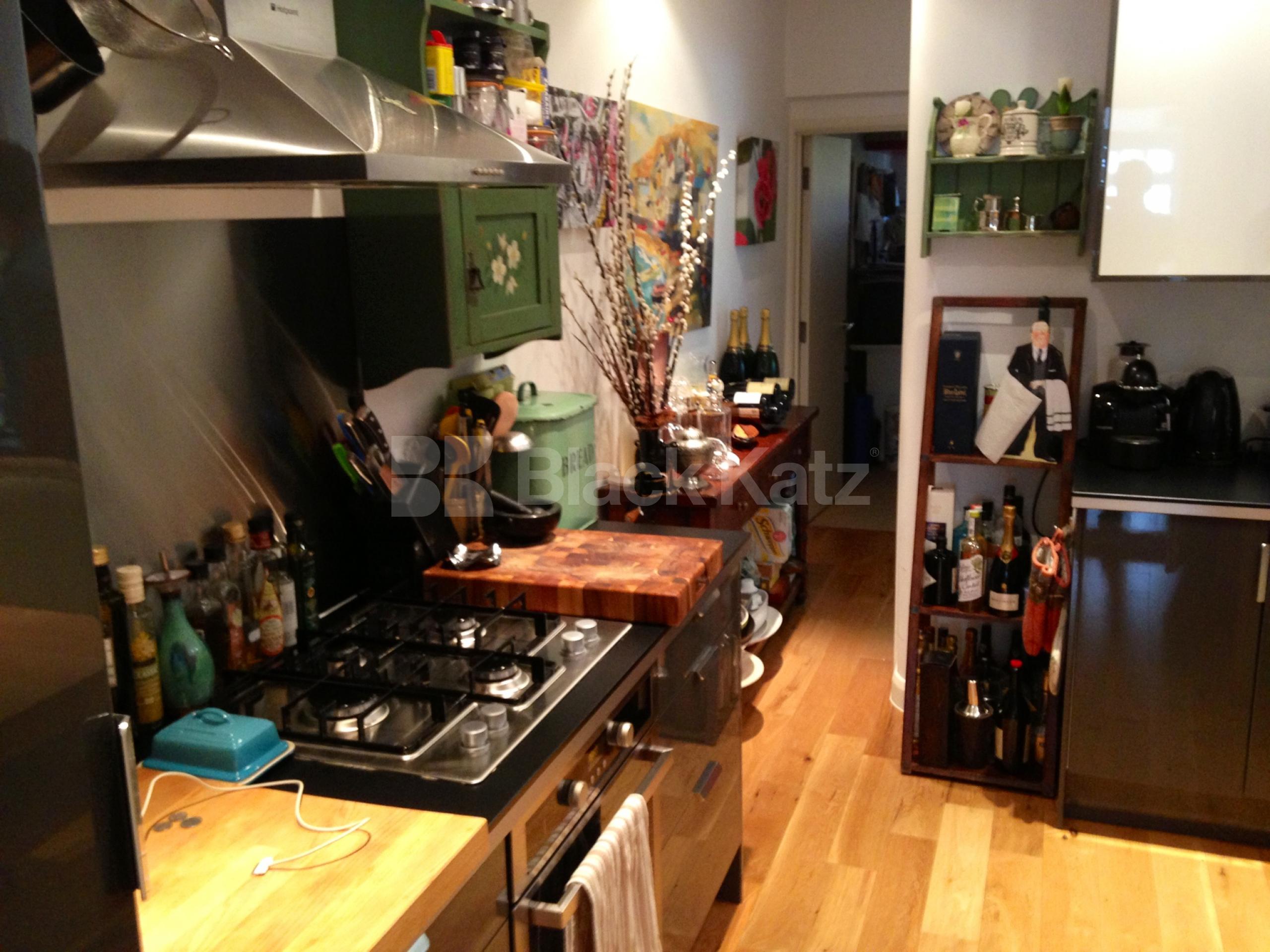 			NEW INSTRUCTION, 2 Bedroom, 1 bath, 1 reception Ground Floor Maisonette			 Emu Road, Battersea SW8